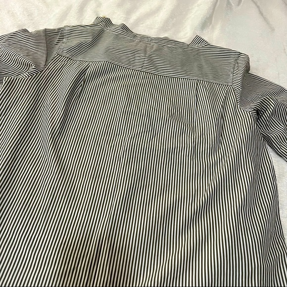 J Crew Size 14 Striped Mocked Neck Blouse - Picture 3 of 6